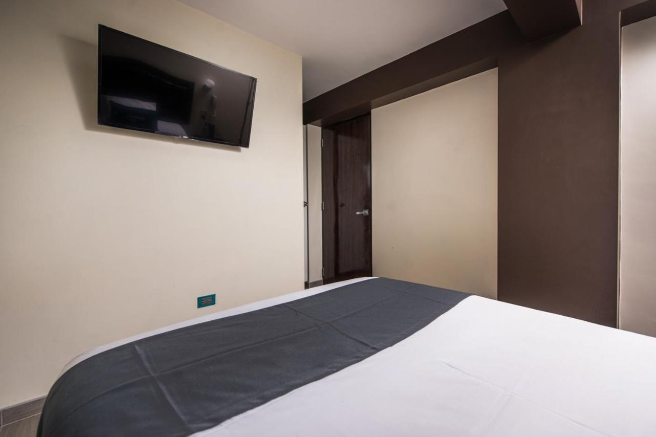 Olimpo Hotel Sauna & Spa Cuzco Buitenkant foto